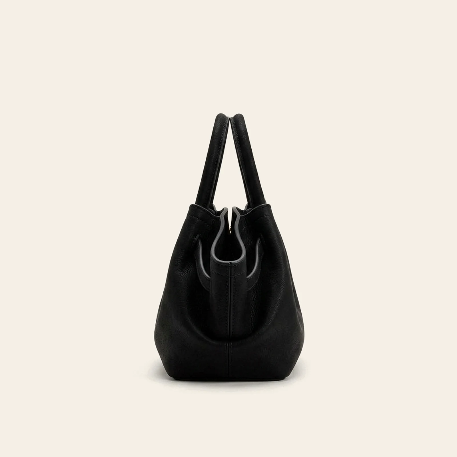 Amalfi Dumpling Bag Small — Black, view 3