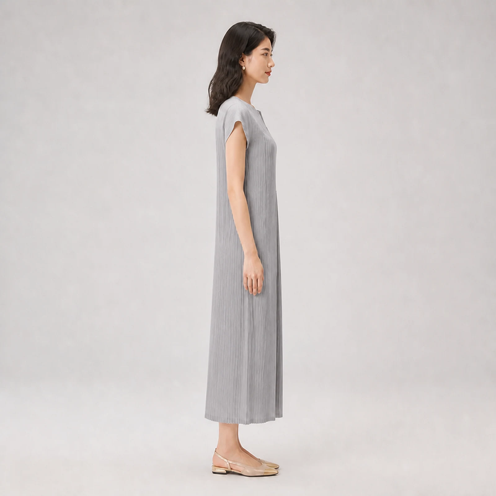 Vienna Gray Pleated Midi Dress, view 4